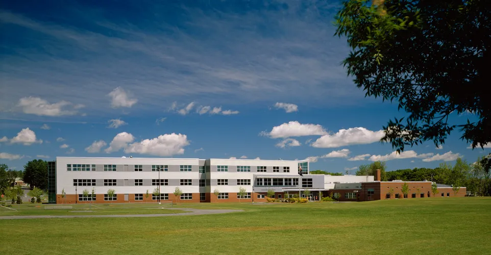Messalonskee Middle School — photograph 1 of 8