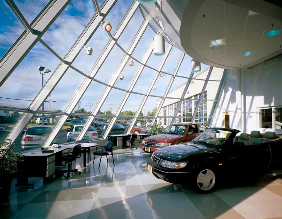 Automobile Dealership — photograph 3 of 4