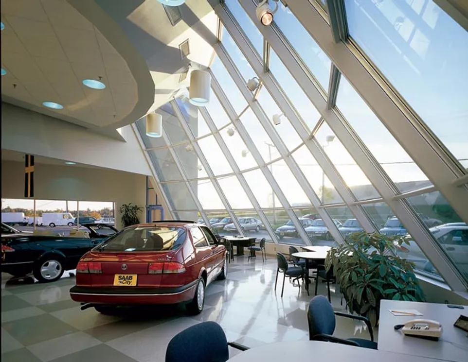 Automobile Dealership — photograph 4 of 4