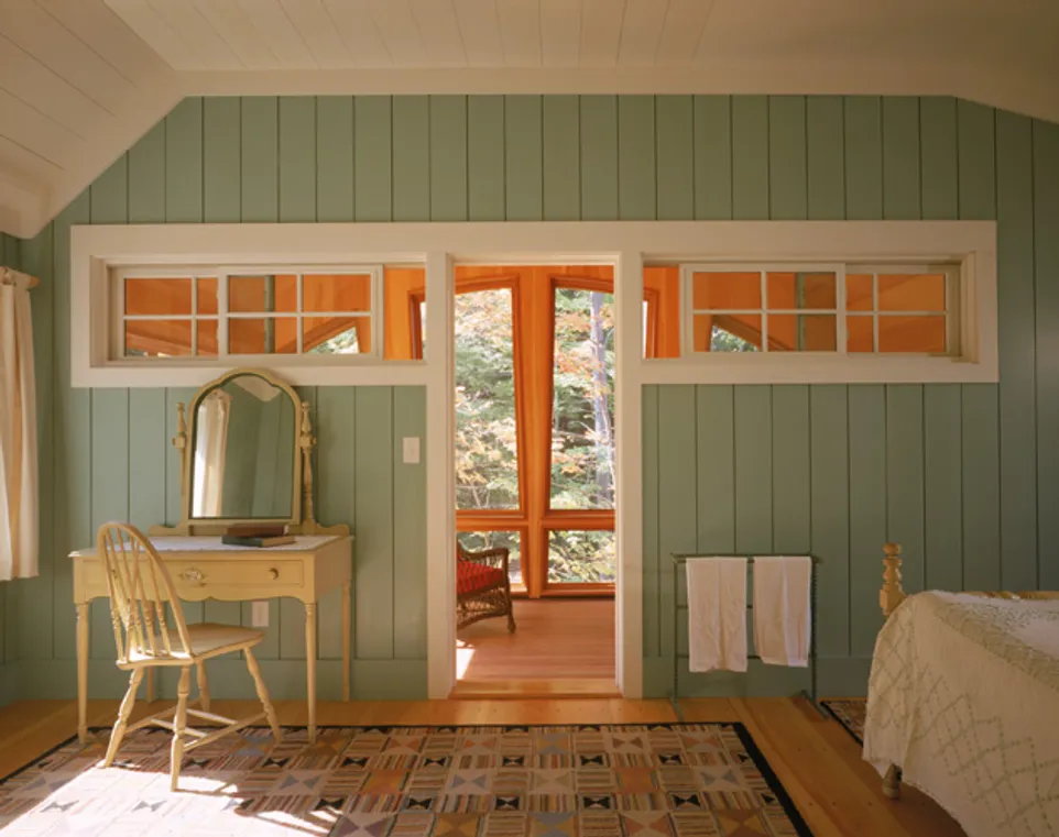 Lake Cottage — photograph 6 of 10