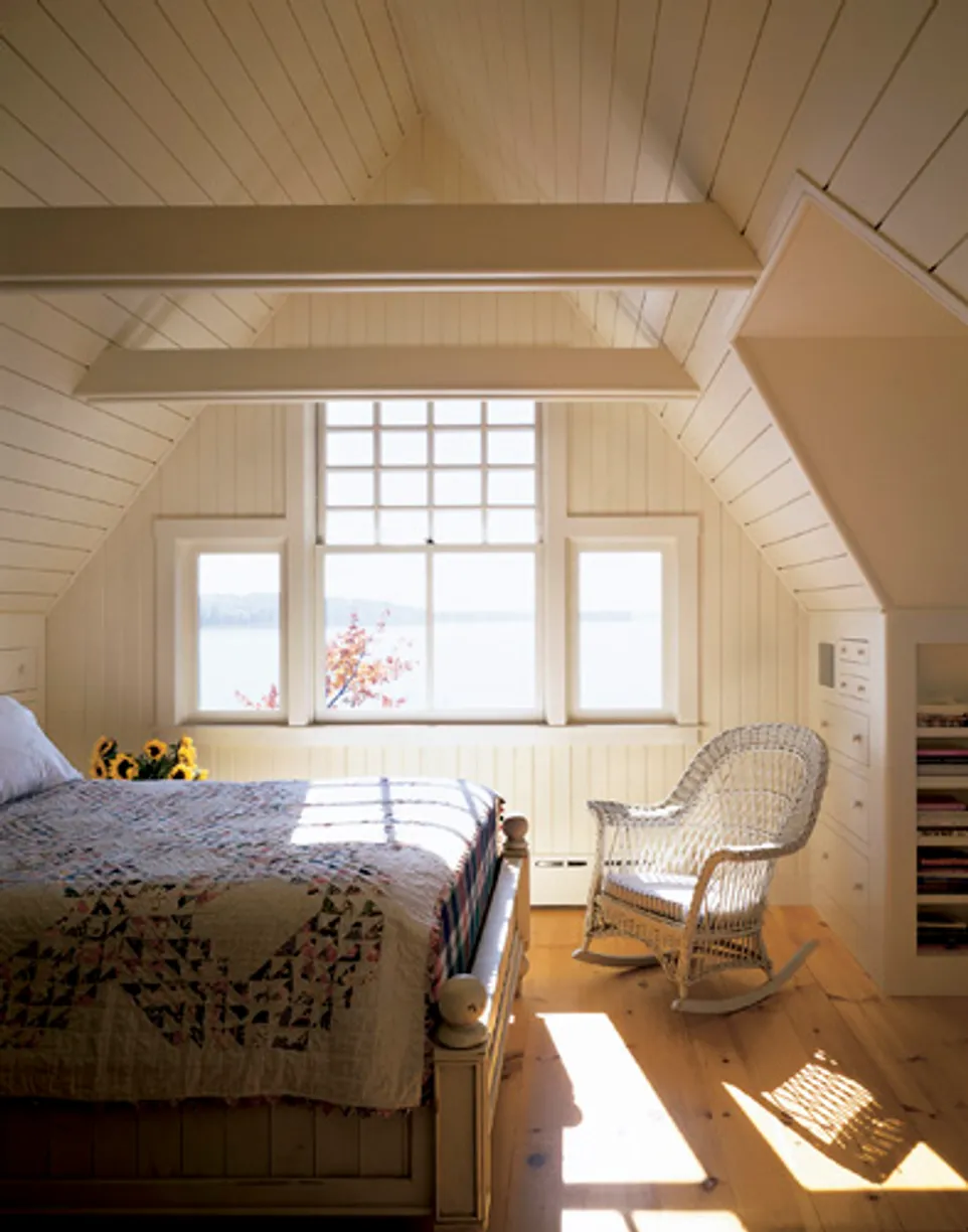 Cottage on a Point — photograph 7 of 8