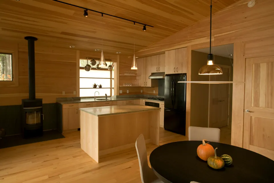 Cottage Modern — photograph 8 of 11